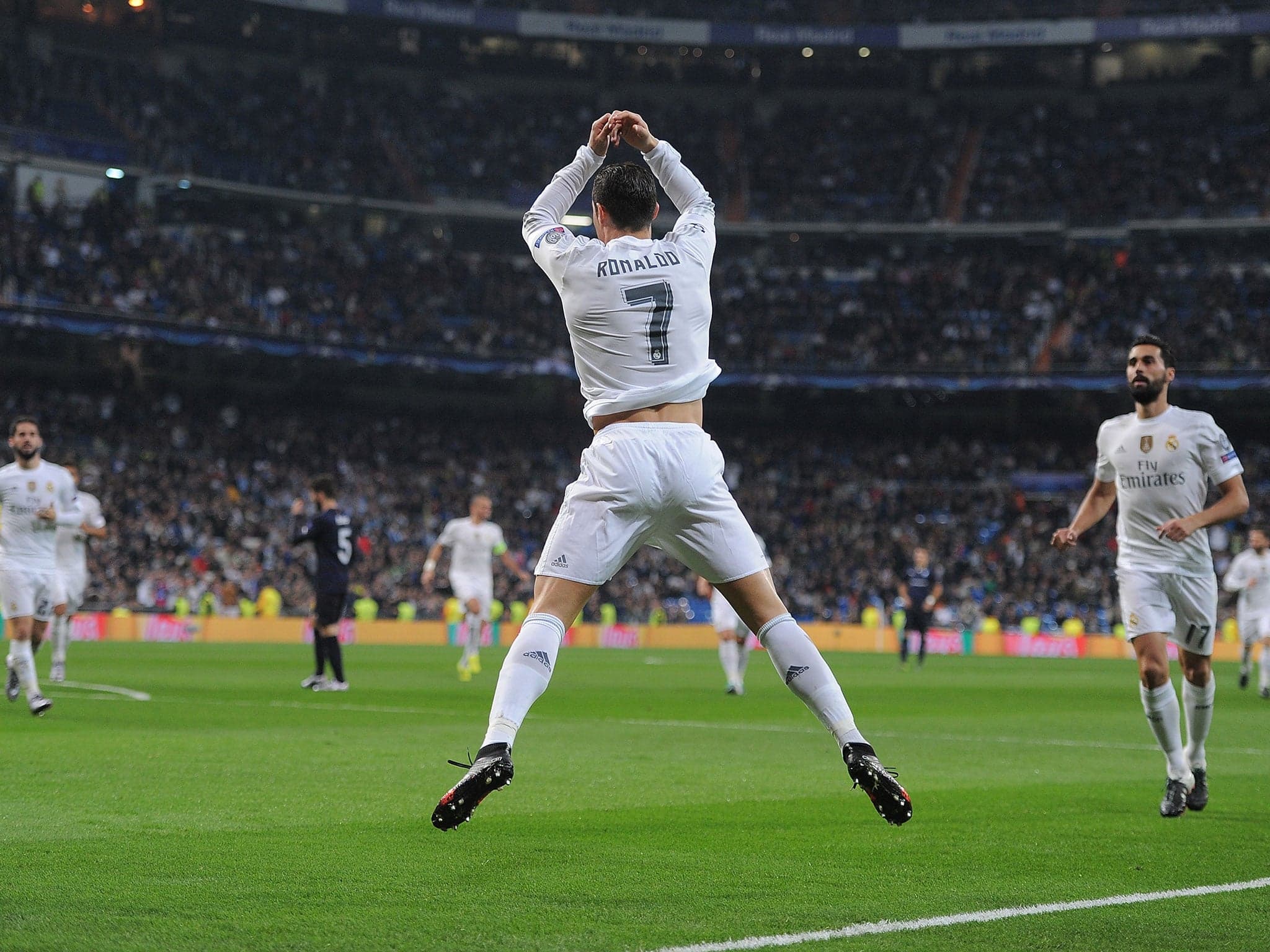ronaldo celebrating after scoring a goal for real madrid