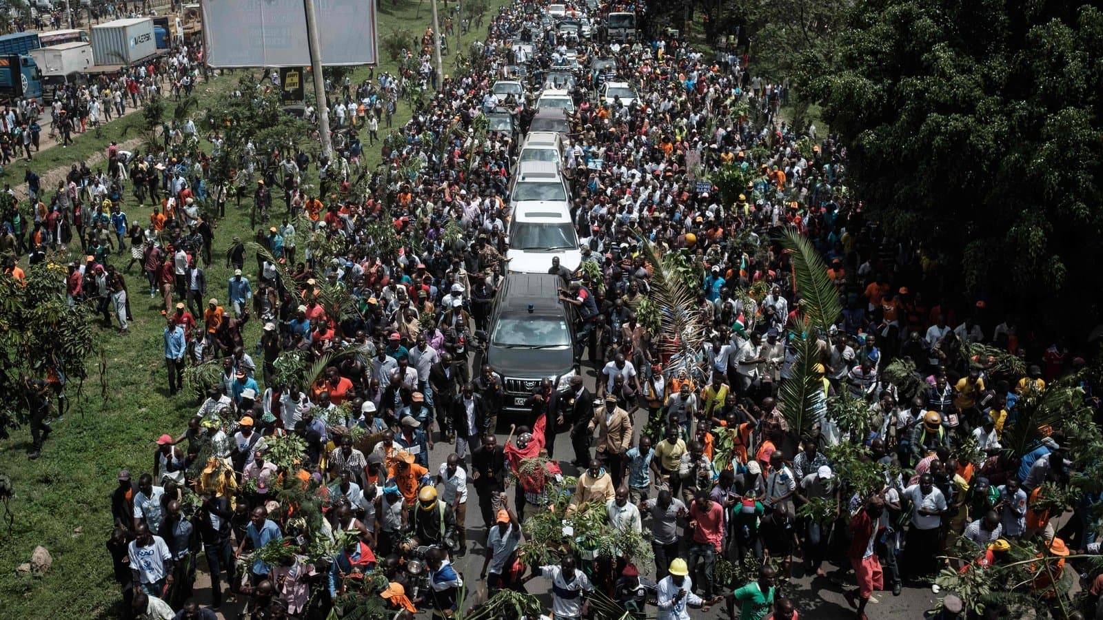 raila supporters enroute to kasarani